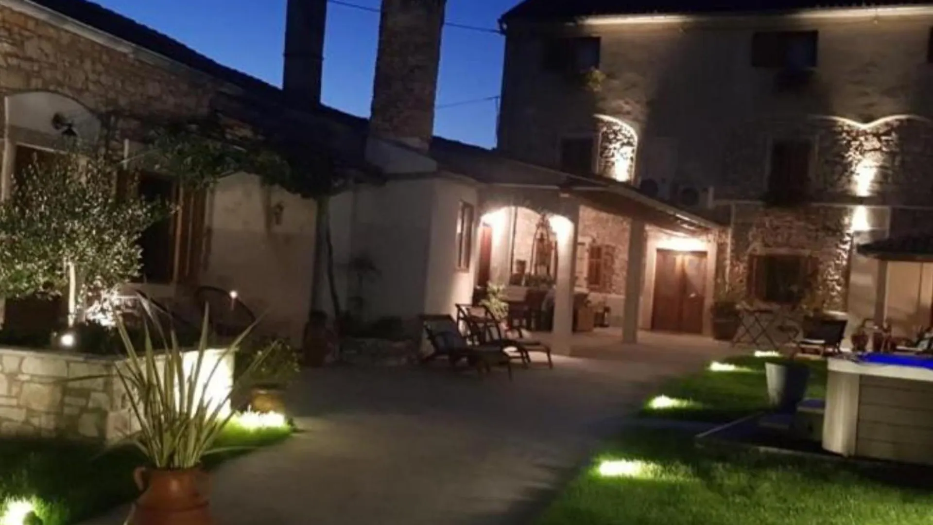 Charming Rooms & Apartments Stelio Marcana